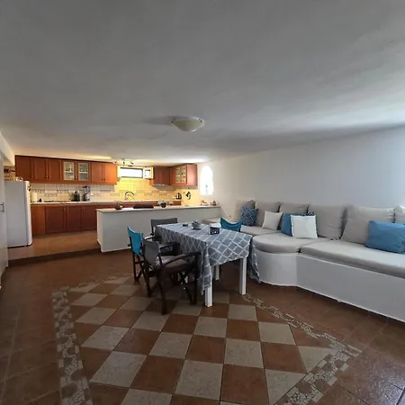 Apartament Tamarisk House-an Ideal Getaway In Southern Paros Márpissa