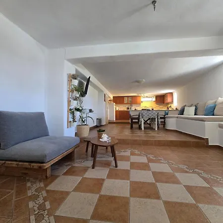 Tamarisk House-an Ideal Getaway In Southern Paros Apartament *